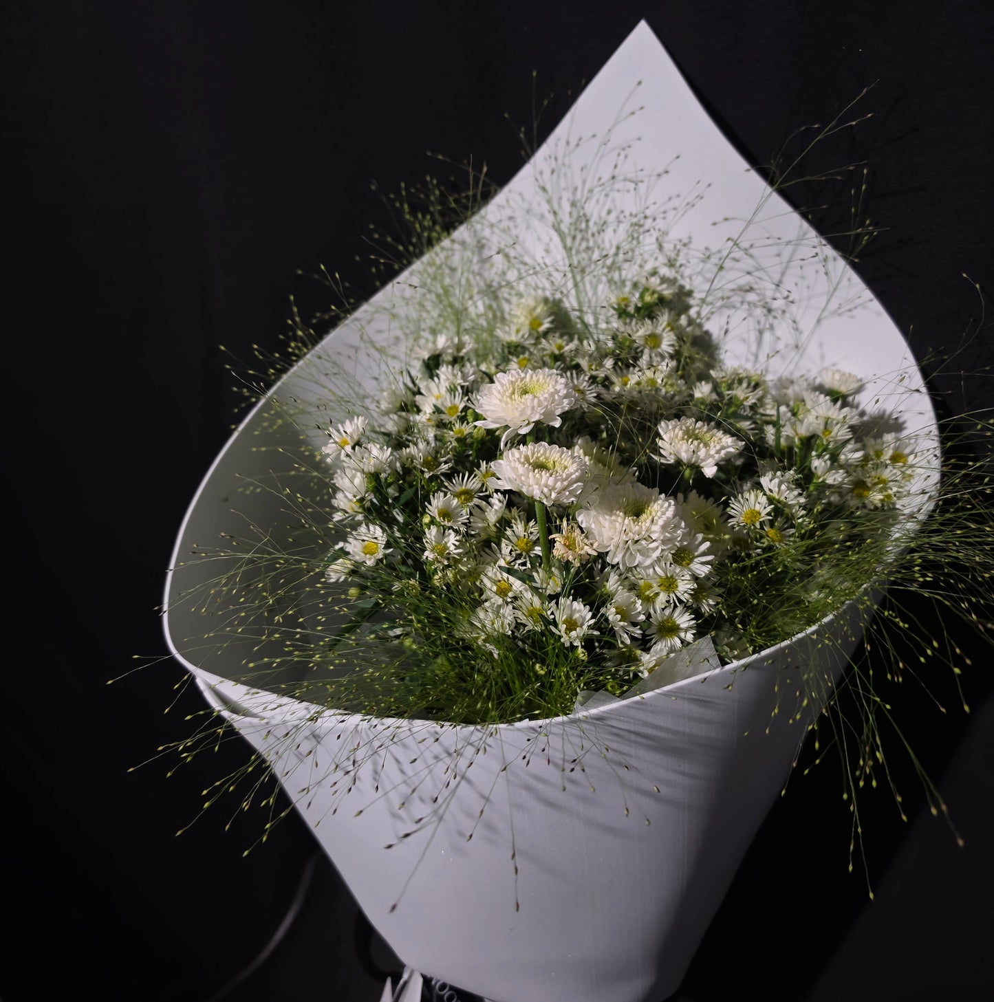 Whispering Meadow – Daisy Bouquet