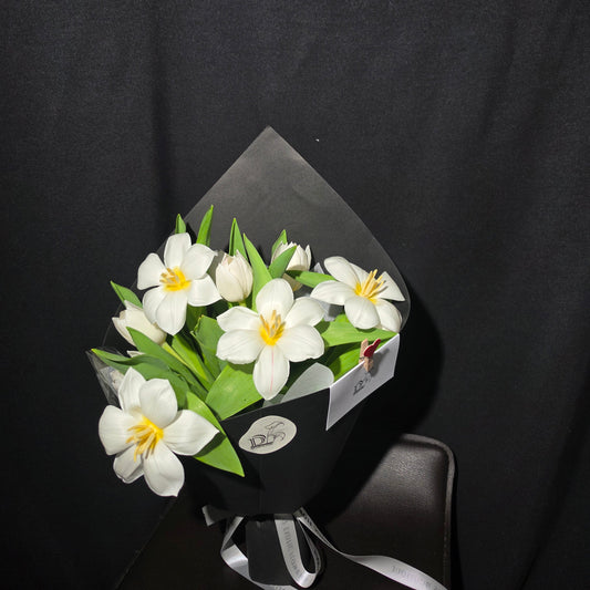 Tulip Elegance – Premium Tulip Bouquet